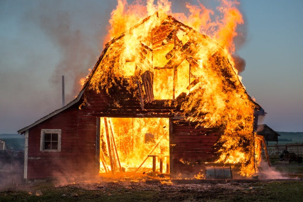 what happens to your mortgage if your house burns down​